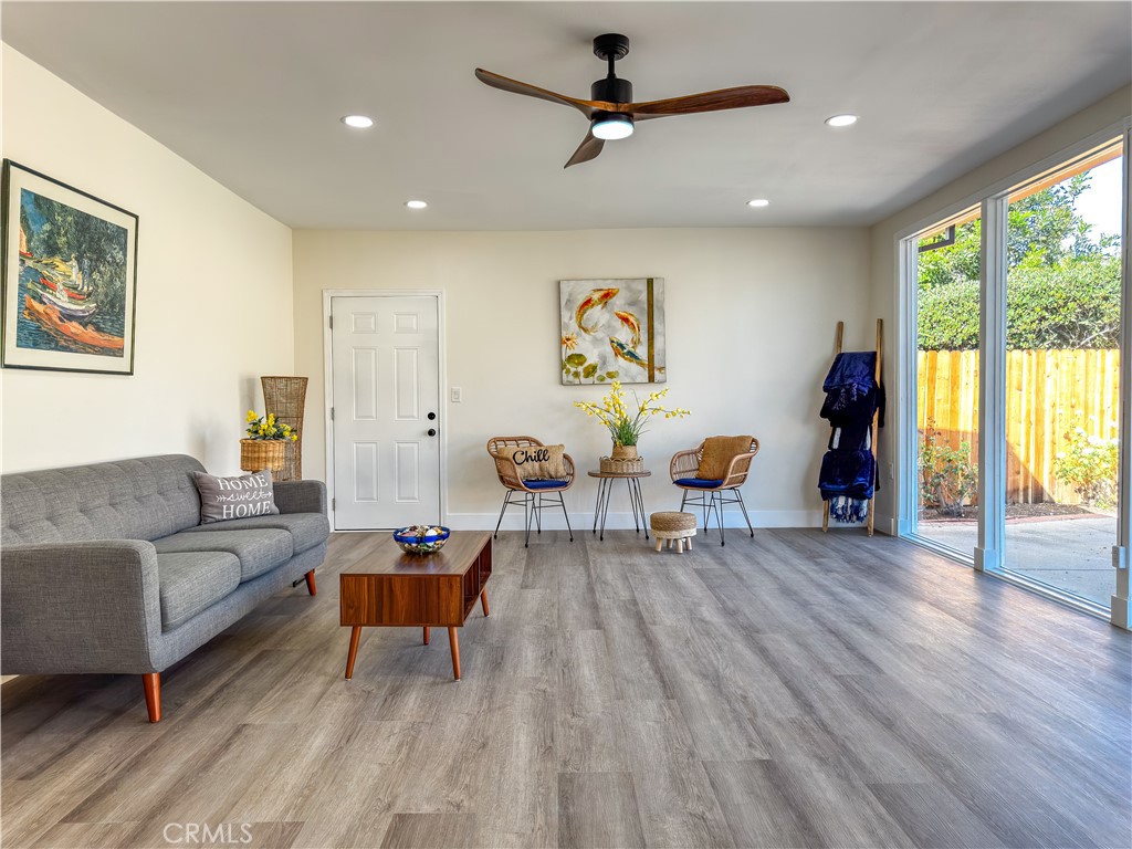 MLS #OC25218340 image #14