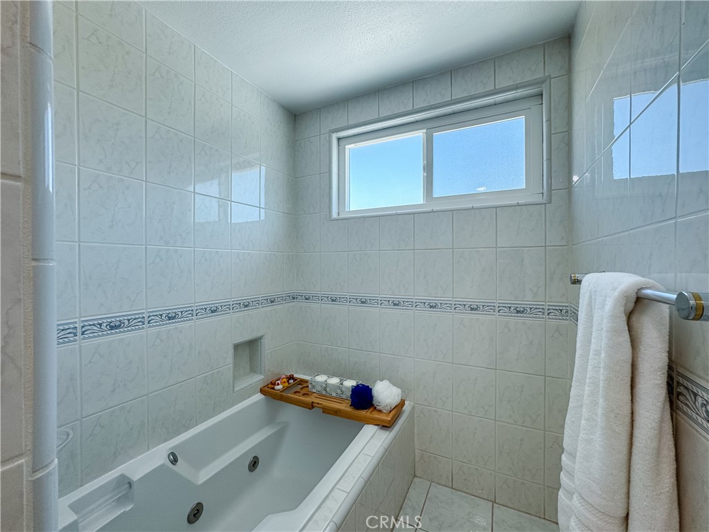 MLS #OC25218340 image #21