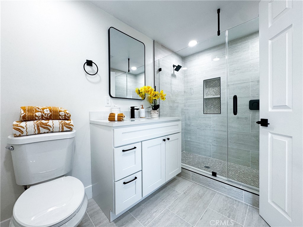 MLS #OC25218340 image #38