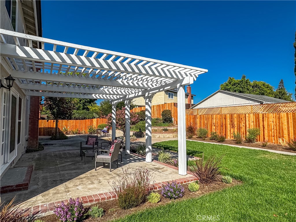 MLS #OC25218340 image #43