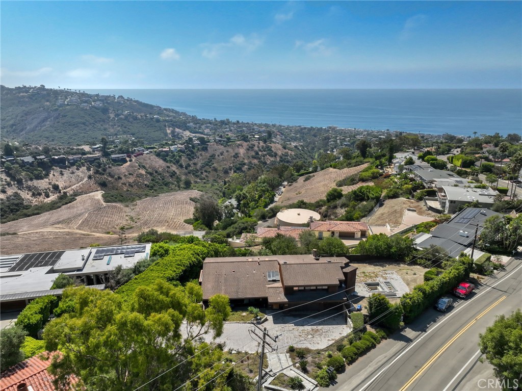 MLS #OC25218400 image #13