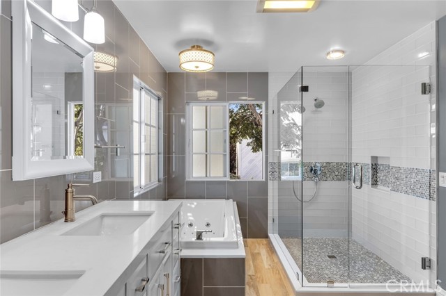 MLS #OC25218407 image #22