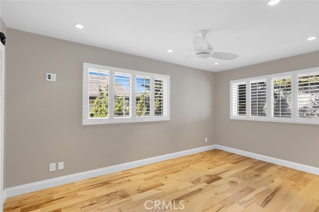 MLS #OC25218407 image #31