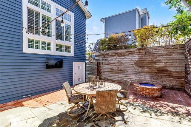 MLS #OC25218407 image #33