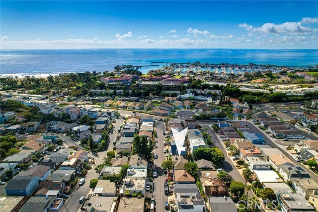 MLS #OC25218407 image #46