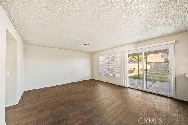 MLS #OC25218546 image #10
