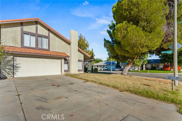 MLS #OC25218546 image #5
