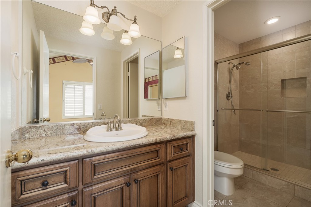 MLS #OC25218552 image #10