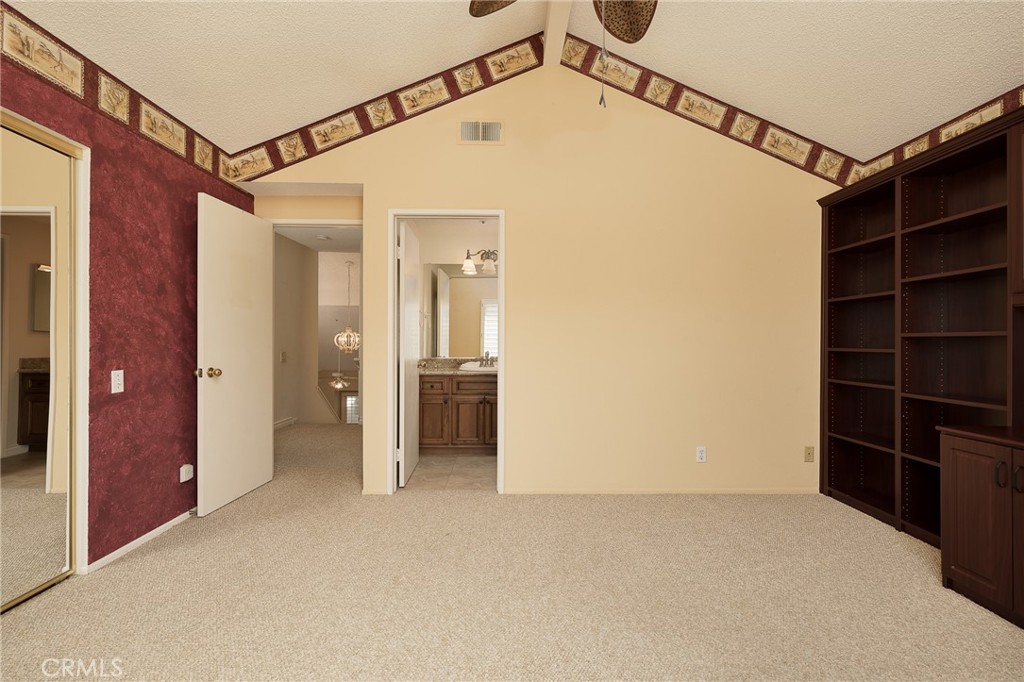 MLS #OC25218552 image #12