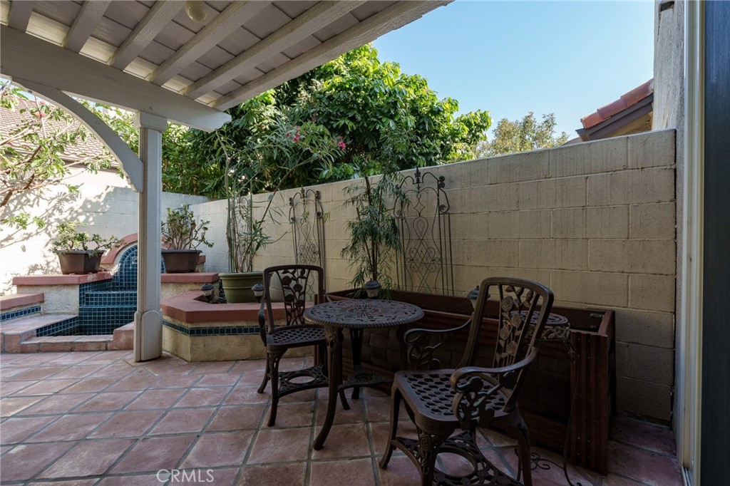 MLS #OC25218552 image #17