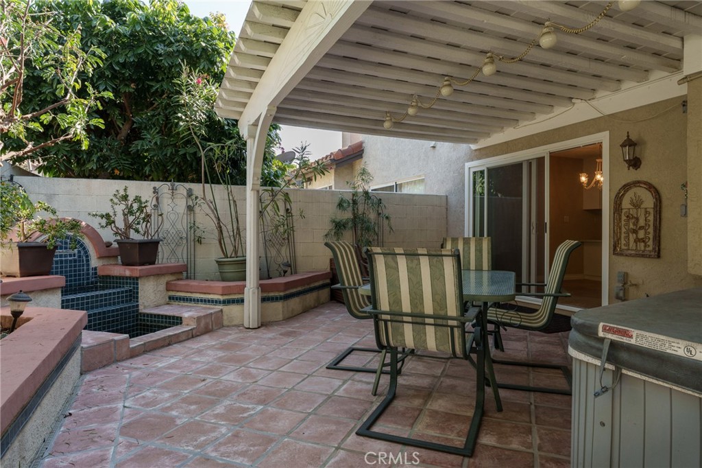 MLS #OC25218552 image #18