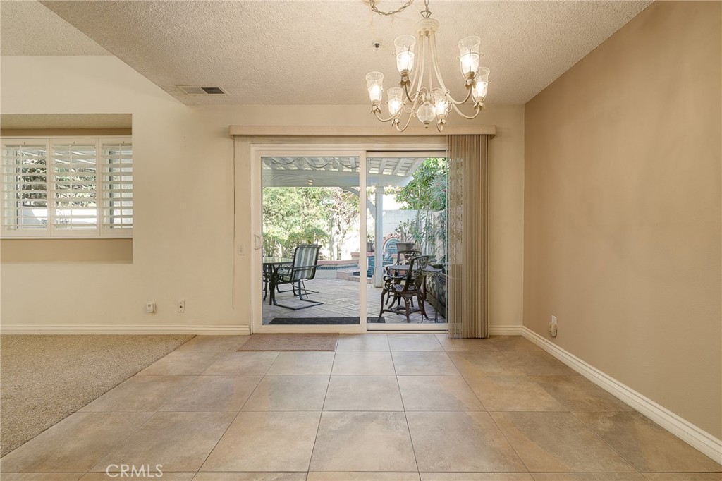 MLS #OC25218552 image #5