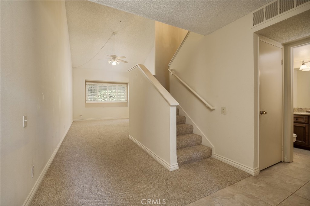 MLS #OC25218552 image #8