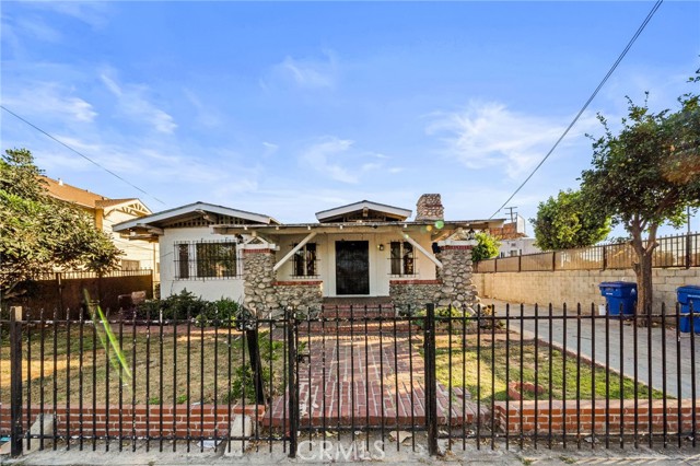 MLS #OC25218626 image #4