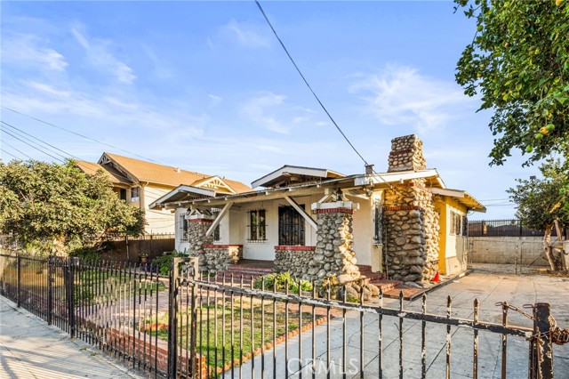 MLS #OC25218626 image #5