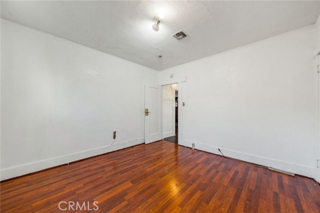 MLS #OC25218626 image #7