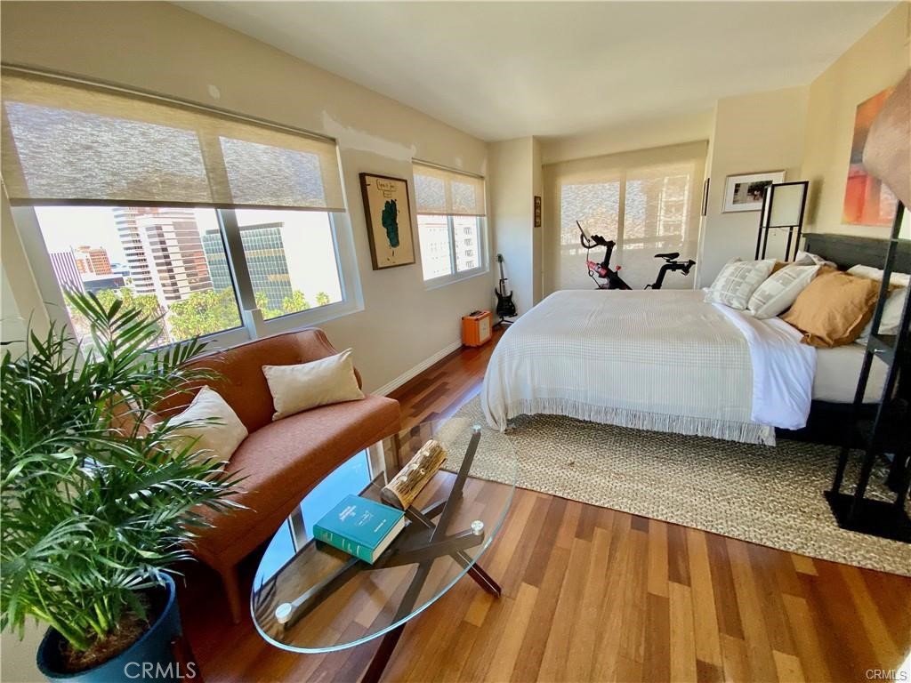 MLS #OC25218713 image #5