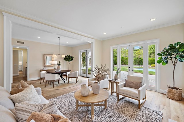 MLS #OC25218732 image #12