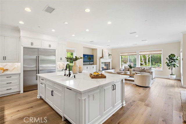 MLS #OC25218732 image #15