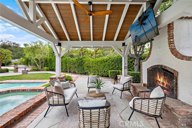 MLS #OC25218732 image #39