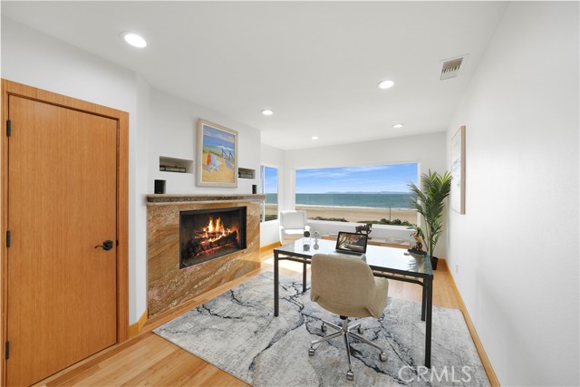 MLS #OC25218920 image #22