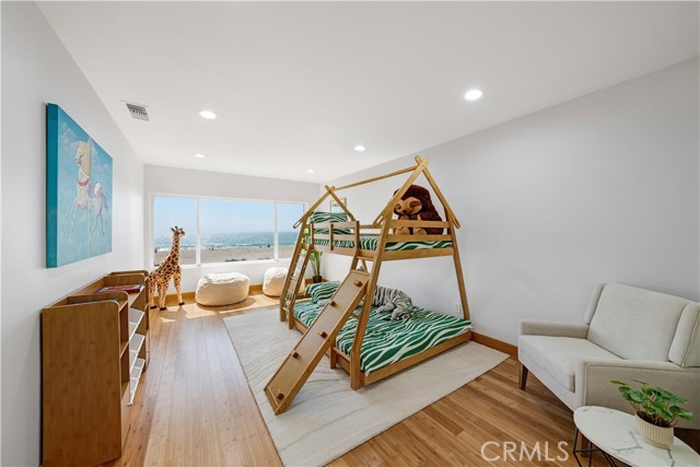 MLS #OC25218920 image #23