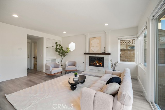 MLS #OC25218925 image #21