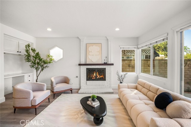 MLS #OC25218925 image #26