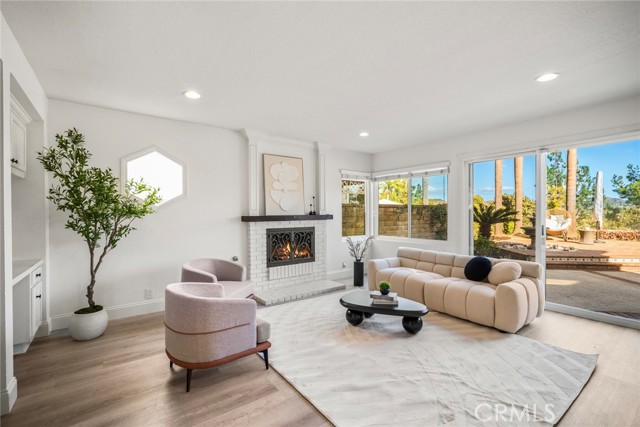 MLS #OC25218925 image #27