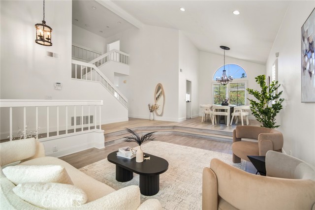 MLS #OC25218925 image #4