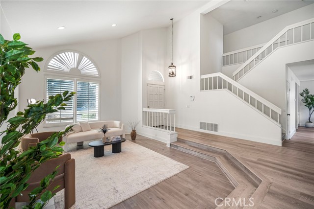 MLS #OC25218925 image #7