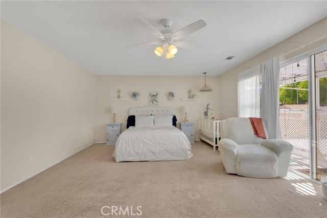 MLS #OC25218941 image #24