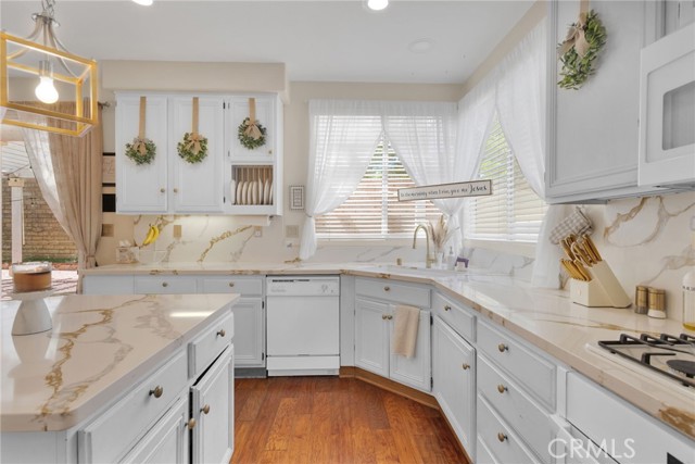 MLS #OC25218941 image #3