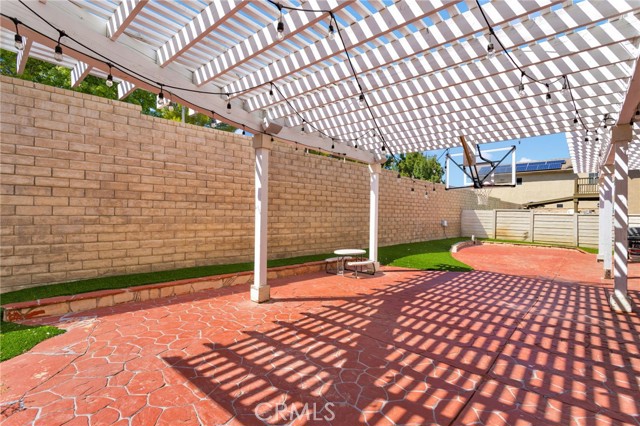 MLS #OC25218941 image #40