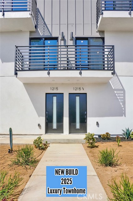 MLS #OC25215176 image #0