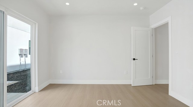 MLS #OC25215176 image #10