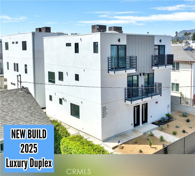 MLS #OC25215176 image #33