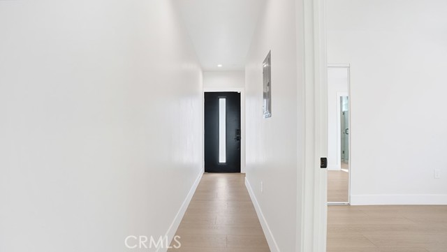 MLS #OC25215176 image #4