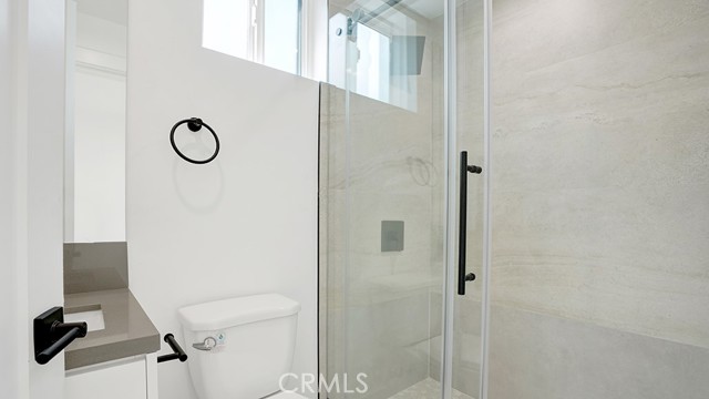 MLS #OC25215176 image #9