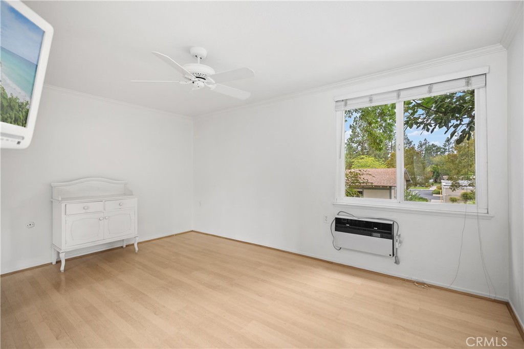 MLS #OC25219087 image #14