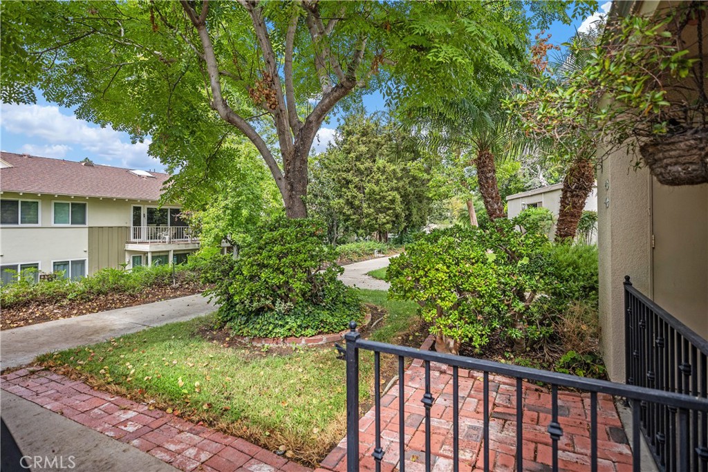 MLS #OC25219087 image #19