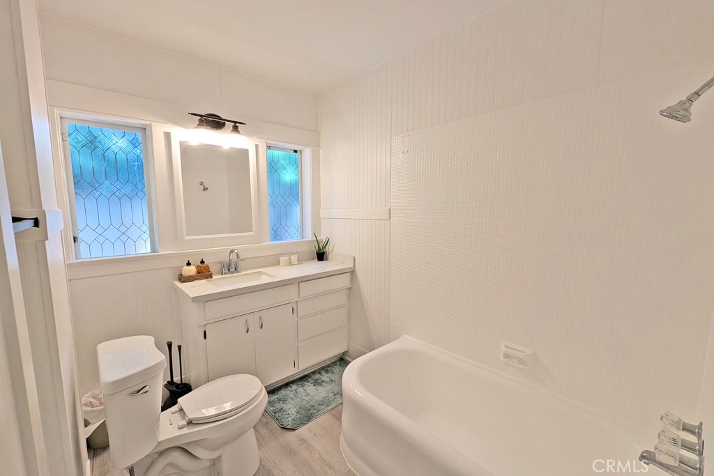 MLS #OC25219114 image #17