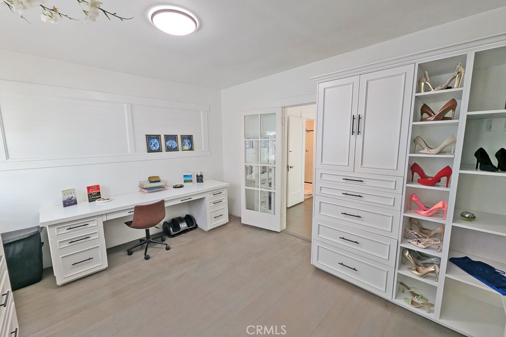 MLS #OC25219114 image #24