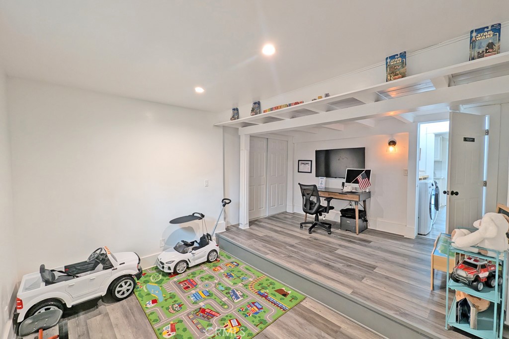 MLS #OC25219114 image #30