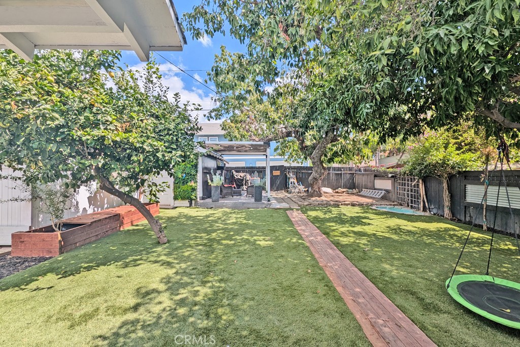 MLS #OC25219114 image #31