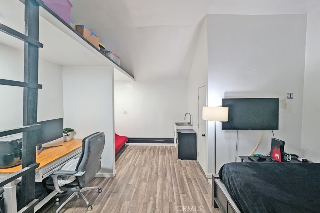 MLS #OC25219114 image #36