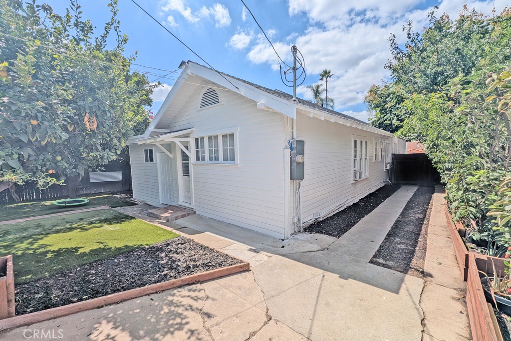 MLS #OC25219114 image #42