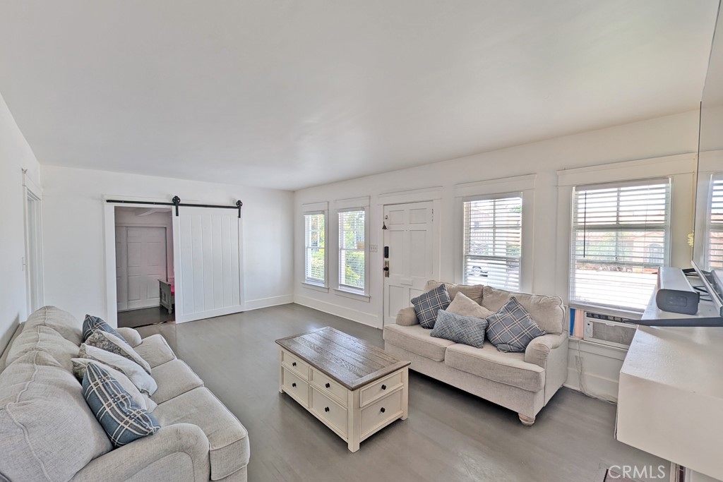 MLS #OC25219114 image #7