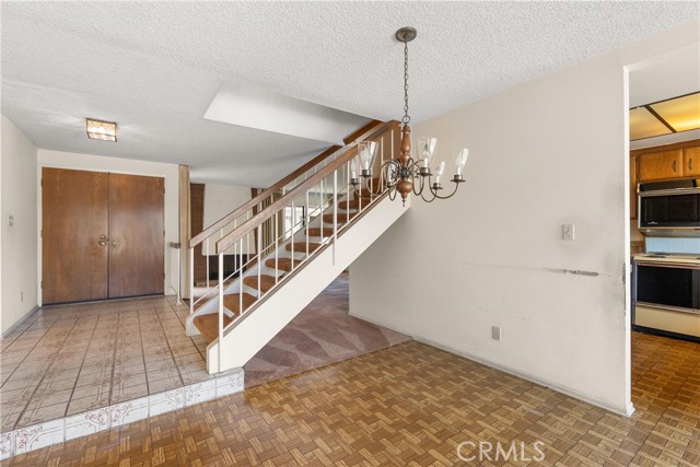 MLS #OC25219195 image #11