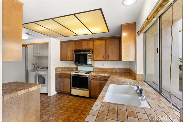 MLS #OC25219195 image #13